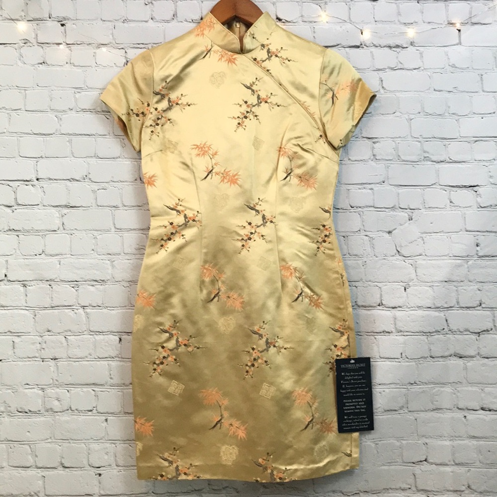 VICTORIA’S SECRET HUGO BUSCATI GOLD ASIAN DRESS